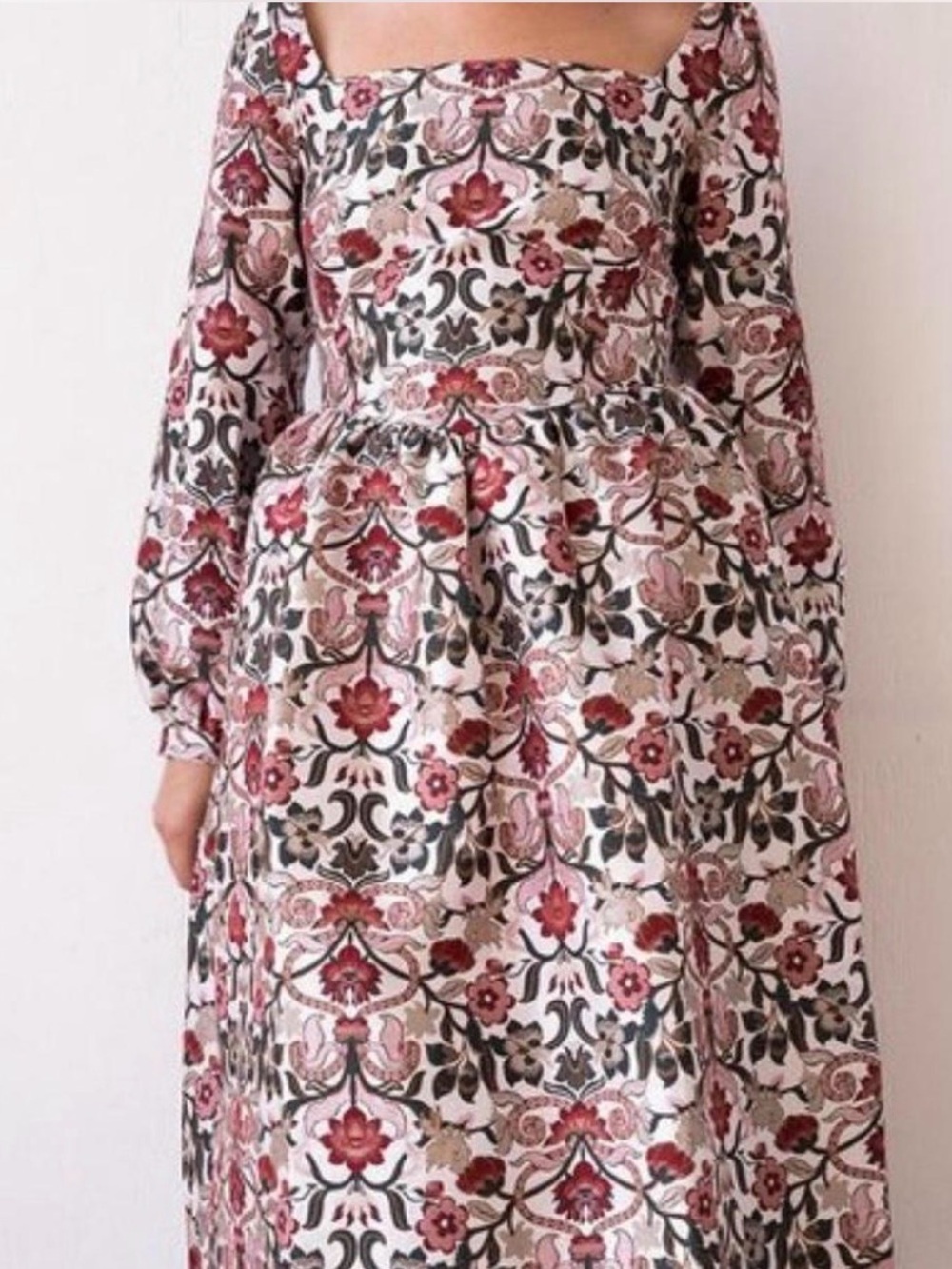Meadows Floral Square-Neck Tudor Print Dress
